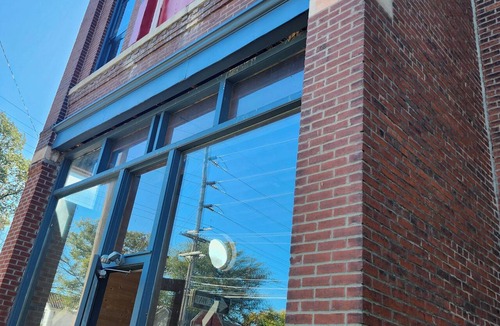 Paducah Apartment | Charming 2-bedroom apartment in Historical Lowertown Art District Paducah