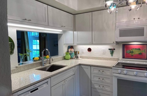 Gleneagles Apartment | Charming 2-bedroom apartment with AC, WiFi in fabulous Naples