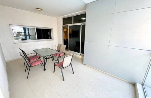 Jumeirah Apartment | Charming 2-bedroom apartment in lovely Dubai with fitness room, AC