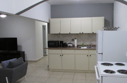 Canas Urbano Apartment | CHARMING 2 BEDROOM APARTMENT+ 2 PARKING