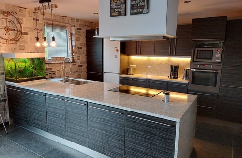 Mande Saint-Etienne House | Charming 2-bedroom Arden's house in welcoming Bastogne with WiFi