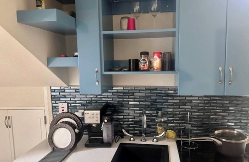 Bowling Alley Hill Apartment | Charming 2-bedroom apartment with, pool, AC, WiFi in lovely Welches, Barbados