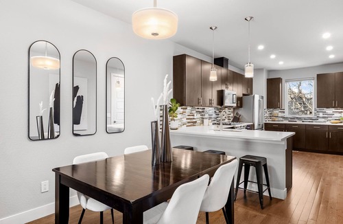 Five Points House | Charming 2-bedroom brownstone walking distance to downtown