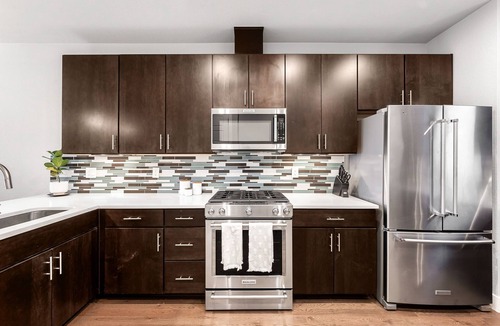 Five Points House | Charming 2-bedroom brownstone walking distance to downtown