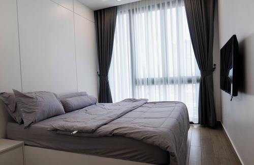 Sangkat Veal Vong Condo | Charming 2-bedroom condo in pleasant Phnom Penh with AC, WiFi