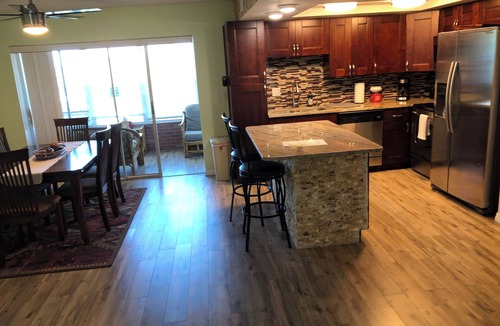 Bay Esplanade Condo | Charming 2-bedroom condo by Clearwater Beach