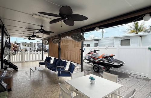 Key Largo Village RV Rental | Charming 2-bedroom campground in Key Largo with AC