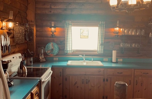 Town of Jerusalem Cabin | Charming 2-bedroom cabin on Keuka Lake close to Penn Yan & the Keuka Wine Trail