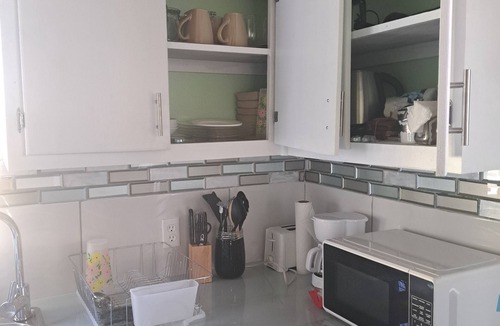 Saint John Parish Cottage | Charming 2-bedroom cottage with WiFi, AC near to St John's and airport