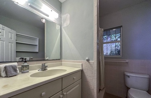 Mafolie Cottage | Charming 2 bedroom Condo in Gated Neighborhood!