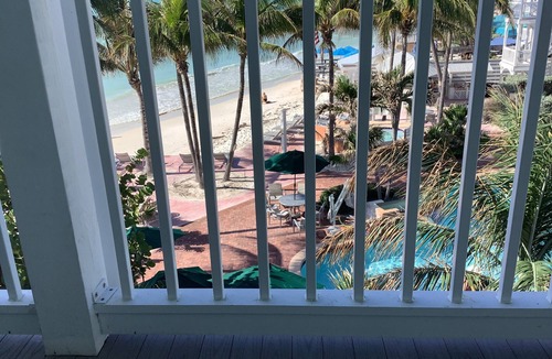 Uptown - Upper Duval Resort | Charming 2-bedroom condo at the spectacular Coconut Beach Resort Nov 15-22-2025