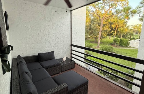 The Meadows Condo | Charming 2-bedroom condo in lovely Sarasota near UTC