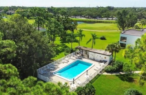 The Meadows Condo | Charming 2-bedroom condo in lovely Sarasota near UTC