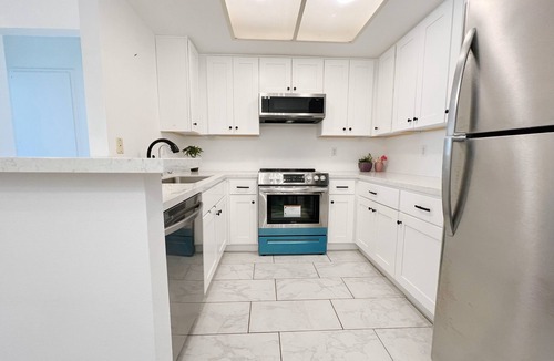 Westpark Condo | Charming 2-bedroom condo with WiFi, AC in nice Irvine