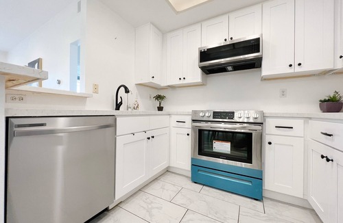 Westpark Condo | Charming 2-bedroom condo with WiFi, AC in nice Irvine