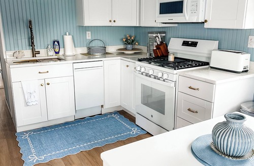Sandwich Cottage | Charming 2-bedroom cottage Newly Renovated in peaceful Sandwich