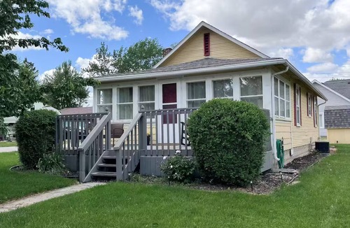 Celina Cottage | Charming 2-bedroom cottage with a Lake View