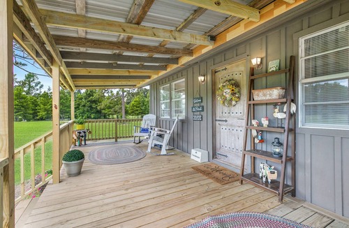Folsom Cottage | Charming 2-bedroom cottage in lovely Folsom with WiFi, AC and gorgeous views
