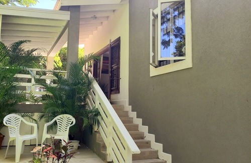 Rock Dundo Cottage | Charming 2-bedroom cottage with AC and WiFi near Beach on West Coast