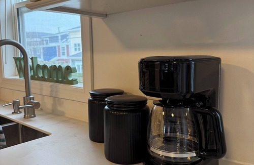 Downtown St. John's Apartment | Charming 2-bedroom downtown apartment