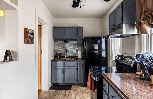 Muncy Apartment | Charming 2-bedroom duplex on 1st floor in brilliant Muncy with AC window units