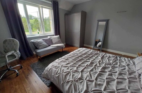 Chaulieu House | Charming 2-bedroom farmhouse in Chaulieu. Only 10 mins drive to town. 3 star acc
