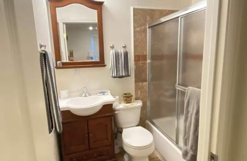 Clearfield House | Charming 2-bedroom house with WiFi, AC in delightful Clearfield