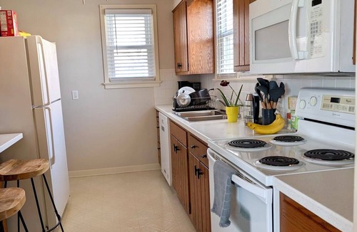 Camp Hill House | Charming 2-bedroom house with AC, WiFi in tranquil Camp Hill