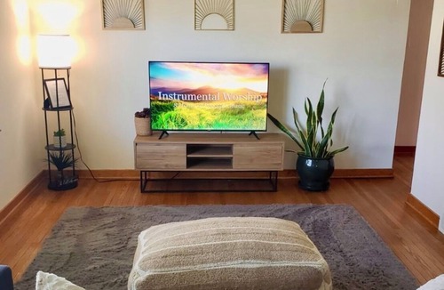 Camp Hill House | Charming 2-bedroom house with AC, WiFi in tranquil Camp Hill