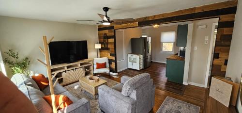 Clifton Heights House | Charming 2 bedroom house in serene St Louis