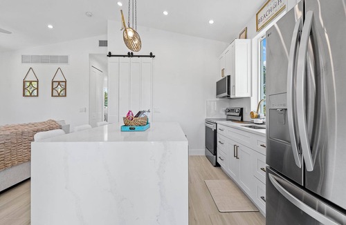 Tavernier House | Charming 2-bedroom home in brilliant Tavernier near Marinas and Founders Park