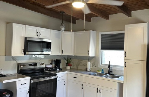 Estate Bordeaux House | Charming 2-bedroom house with AC in beautiful St Thomas