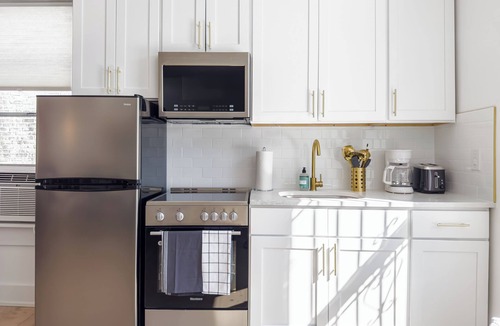 Crown Heights House | Charming 2-bedroom house with WiFi and AC in awesome Brooklyn