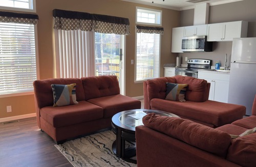 La Plata House | Charming 2-bedroom House with WiFi, Patio/Grill, W&D, & Complimentary Breakfast