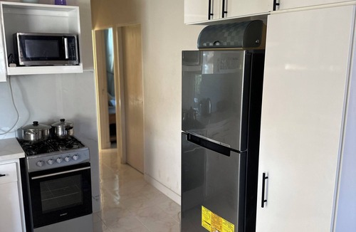 Douglas House | Charming 2-bedroom house on fabulous West Coast with AC, WiFi