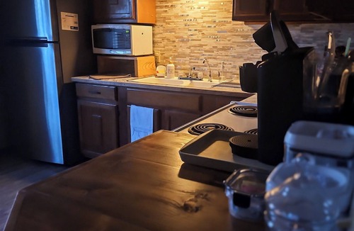 Granite House | Charming 2-bedroom house in Granite nestled at the foot of the Quartz Mountains