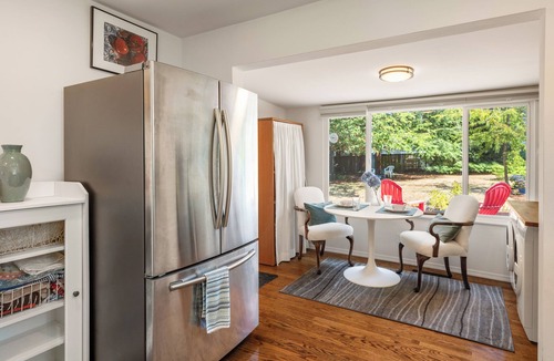 Pinehurst House | Charming 2-bedroom house in terrific north Seattle location