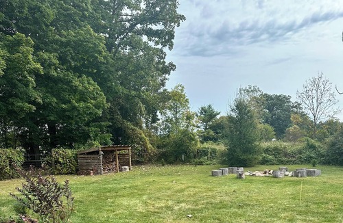 Dexter House | Charming 2-bedroom house in welcoming Dexter with WiFi, AC, one-acre yard