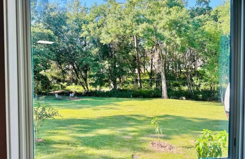 Milton House | Charming 2-bedroom house in Milton with WiFi and AC