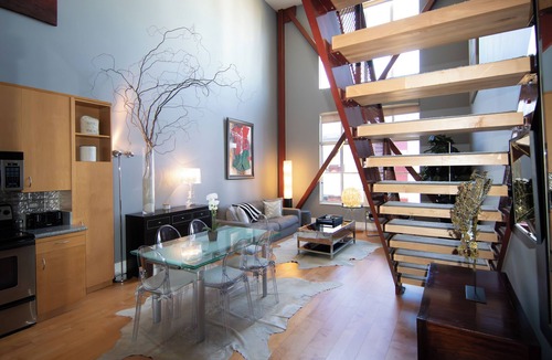 West San Jose Apartment | Charming 2-bedroom Loft on Santana Row with WiFi, AC