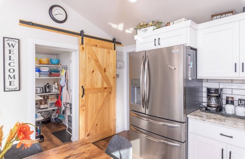 Parowan House | charming 2-bedroom pioneer home near brian head ski resort and national parks in