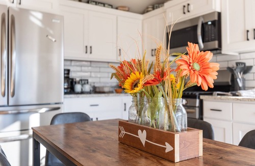Parowan House | charming 2-bedroom pioneer home near brian head ski resort and national parks in