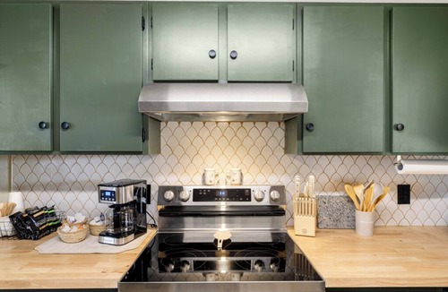 Las Cruces House | Charming 2 bedroom retreat at the end of the street equipped for any length stay