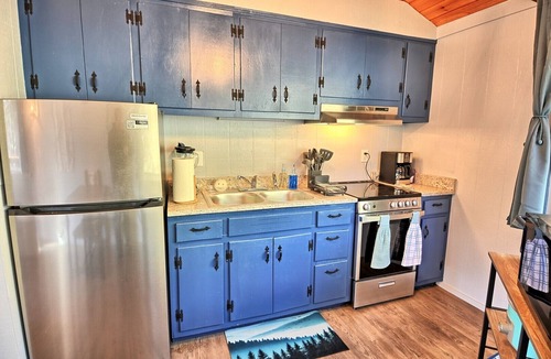 Boone Cabin | Charming 2-bedroom River Round House in Boone, NC—ideal for a cozy getaway!