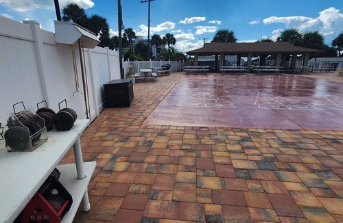 Fort Pierce Shores House | Charming 2-bedroom house in N Hutchinson Island across the street from the beach