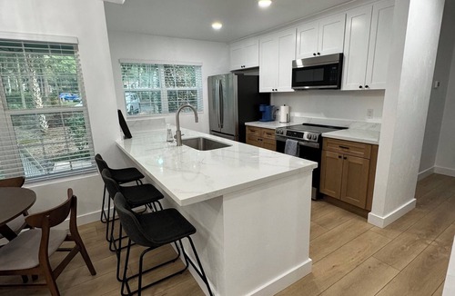 Haile Plantation House | Charming 2-bedroom 2-bathroom townhome in Gainesville.