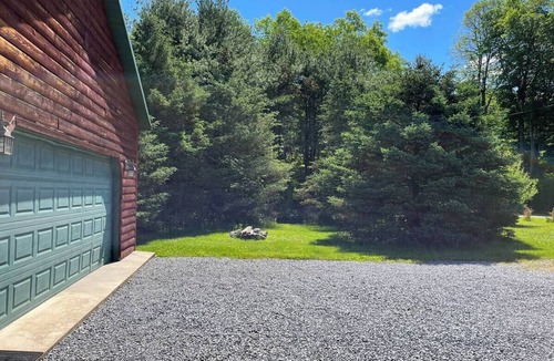 Antes Fort Cabin | Charming 2-bedroom cabin in lovely Jersey Shore with AC