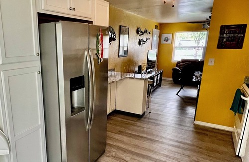 Ormond-by-the-Sea House | Charming 2-bedroom house in welcoming Ormond Beach with wifi, AC, and more.