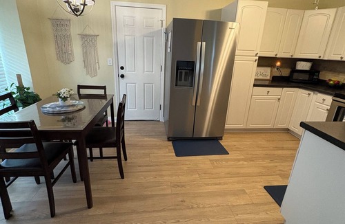 Lake St. George House | Charming 2-bedroom house, pet friendly, wheelchair accessible, sleeps 6.