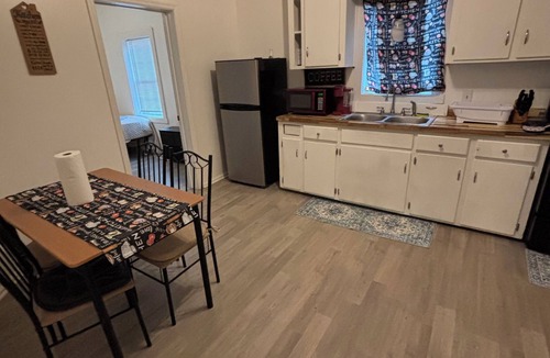 Rocky Mount House | Charming 2-bedroom house in wonderful Rocky Mount